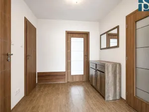 Pronájem bytu 4+1, Praha, U pramene, 91 m2