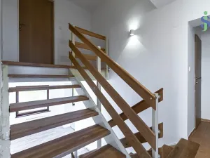 Pronájem rodinného domu, Praha - Kyje, Černičná, 150 m2