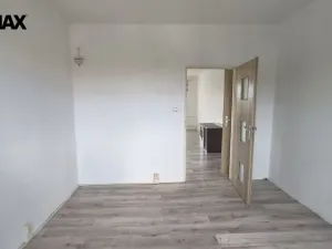 Prodej bytu 2+1, Rotava, Sídliště, 53 m2