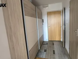 Prodej bytu 2+1, Rotava, Sídliště, 53 m2