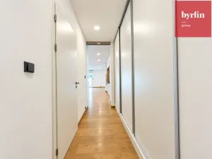 Pronájem bytu 2+kk, Opava, Dolní náměstí, 86 m2