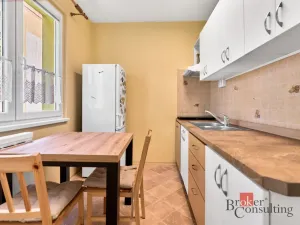 Prodej bytu 2+1, Ostrov, Masarykova, 55 m2