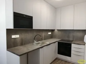 Pronájem bytu 3+1, Hulín, Višňovce, 61 m2