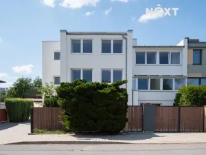 Prodej bytu 1+kk, Praha - Kyje, Vajgarská, 15 m2