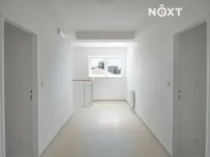 Prodej bytu 1+kk, Praha - Kyje, Vajgarská, 20 m2