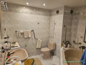 Pronájem bytu 3+1, Praha - Hlubočepy, Wassermannova, 80 m2