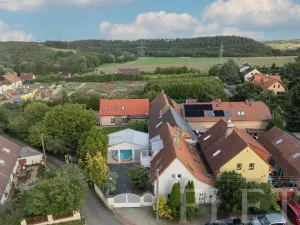 Prodej rodinného domu, Chýnice, Nám. Na Louži, 78 m2