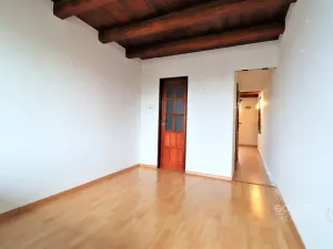 Pronájem bytu 2+kk, Neveklov, Pod Radnicí, 36 m2