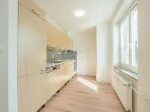 Pronájem bytu 2+1, Praha - Hloubětín, Zelenečská, 53 m2