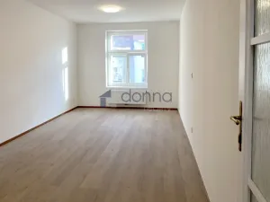 Pronájem bytu 3+kk, Praha, Dejvická, 90 m2