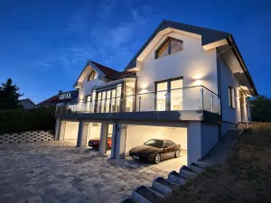 Prodej rodinného domu, Pohořelice - Nová Ves, 408 m2