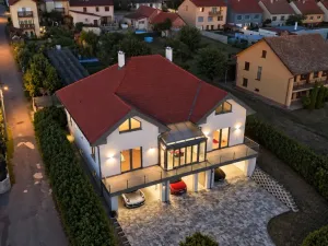 Prodej rodinného domu, Pohořelice - Nová Ves, 408 m2