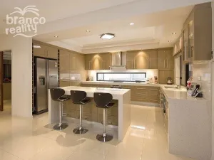 Prodej rodinného domu, Pinoso, Alicante, Španělsko, 145 m2