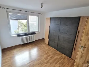 Pronájem bytu 2+1, Ostrava - Poruba, Otakara Jeremiáše, 60 m2