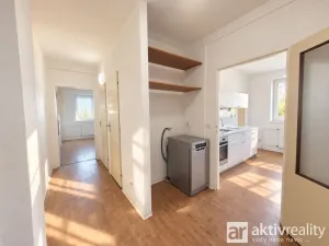 Pronájem bytu 2+1, Neratovice, Na Výsluní, 50 m2