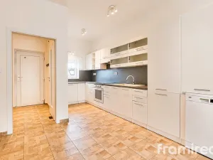 Prodej bytu 3+kk, Znojmo, Smutného, 79 m2