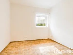 Prodej bytu 3+kk, Znojmo, Smutného, 79 m2