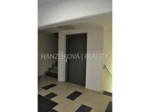 Pronájem bytu 2+kk, Hluboká nad Vltavou, Masarykova, 58 m2
