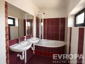 Pronájem bytu 3+kk, Opava, Rolnická, 107 m2