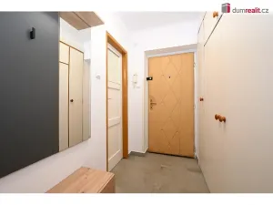Pronájem bytu 2+1, Roztoky, Masarykova, 50 m2
