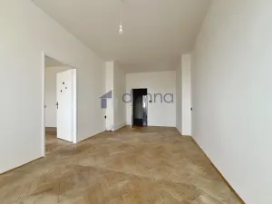 Pronájem bytu 2+1, Praha, Šrobárova, 72 m2