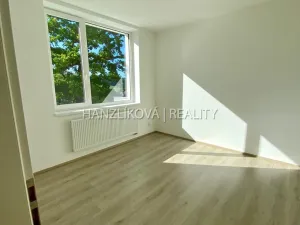 Pronájem bytu 3+kk, Hluboká nad Vltavou, U Parku, 104 m2