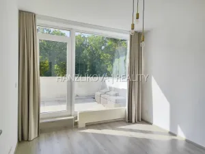 Pronájem bytu 3+kk, Hluboká nad Vltavou, U Parku, 104 m2