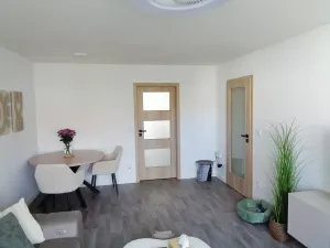 Prodej bytu 3+1, Nýřany, Revoluční, 76 m2