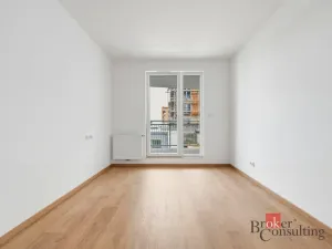 Pronájem bytu 2+kk, Pardubice - Ohrazenice, U Sportovní školy, 50 m2