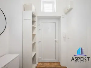 Pronájem bytu 2+1, Praha - Karlín, Vítkova, 50 m2