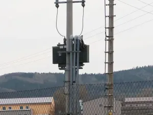Pronájem komerčního pozemku, Hostomice, Nádražní, 500 m2
