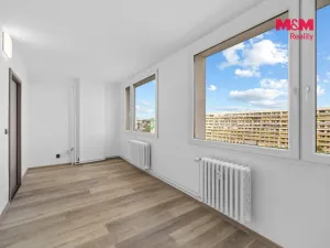Prodej bytu 1+kk, Kladno - Kročehlavy, Švýcarská, 27 m2