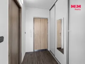 Prodej bytu 1+kk, Kladno - Kročehlavy, Švýcarská, 27 m2
