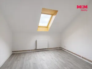 Prodej bytu 3+1, Dobev - Stará Dobev, 73 m2