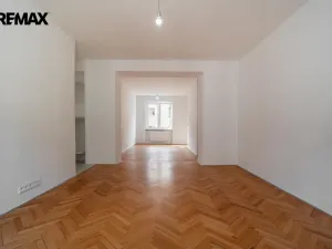 Pronájem bytu 2+kk, Praha - Libeň, V zahradách, 48 m2