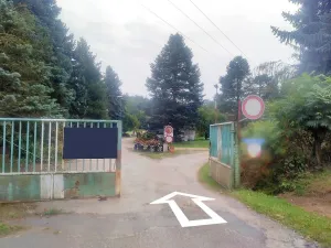 Pronájem komerčního pozemku, Sedlčany, 150 m2