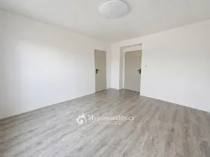 Prodej bytu 2+1, Znojmo, Hálkova, 68 m2