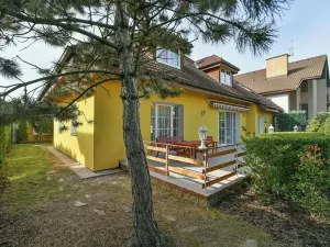 Pronájem rodinného domu, Praha - Štěrboholy, K valu, 220 m2