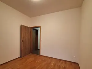 Pronájem bytu 2+kk, Praha - Nusle, Jaurisova, 51 m2