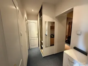 Pronájem bytu 3+1, Praha - Strašnice, Pod strání, 74 m2