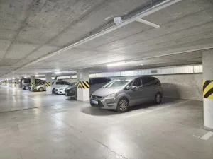 Pronájem bytu 2+kk, Praha - Karlín, Křižíkova, 56 m2