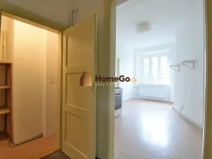 Pronájem bytu 2+kk, Praha - Nusle, Žateckých, 51 m2