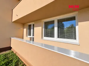 Prodej bytu 3+1, Lubenec, Pražská, 67 m2
