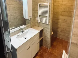 Prodej bytu 2+1, Karlovy Vary, Jaltská, 51 m2