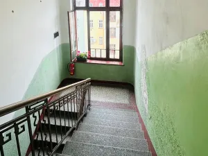 Prodej bytu 2+1, Karlovy Vary, Jaltská, 51 m2