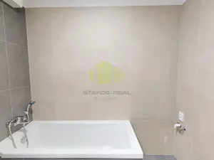 Pronájem bytu 2+kk, Olomouc, Topolová, 55 m2
