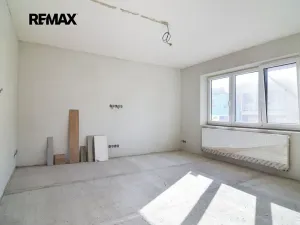 Prodej rodinného domu, Moravany, 240 m2