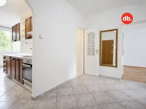 Pronájem bytu 2+1, Karlovy Vary, Lidická, 64 m2