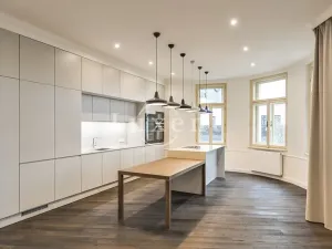 Pronájem bytu 4+kk, Praha - Vinohrady, Laubova, 167 m2