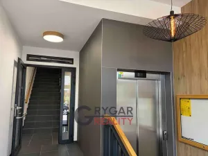Pronájem bytu 2+kk, Praha - Dolní Chabry, Za Pískovnou, 57 m2